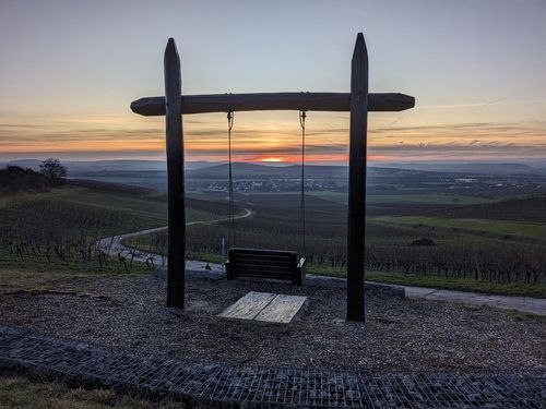 Sonnenuntergang bei der Wingertsschaukel Zotzenheim